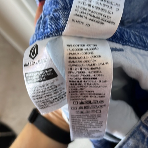 Levi’s Premium Denim Short sleeve Jumpsuit, size XL, Button & Drawstring Waist - Picture 7 of 7